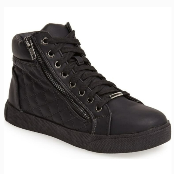 Steve Madden Shoes - NWOT Steve Madden Caffine High Tops Zipper Shoes